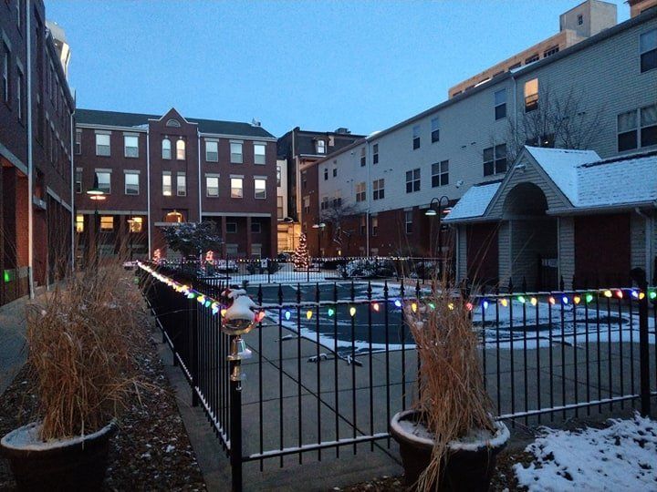 Lincoln Square Apartments — photo 2